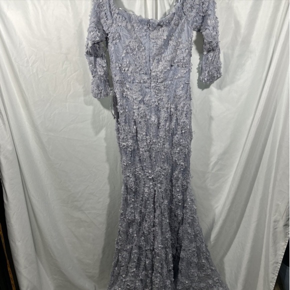 NEW $298 XSCAPE [ 6 ] Off Shoulder‎ Long Sleeve Lace Trumpet Gown in Grey - Picture 9 of 13